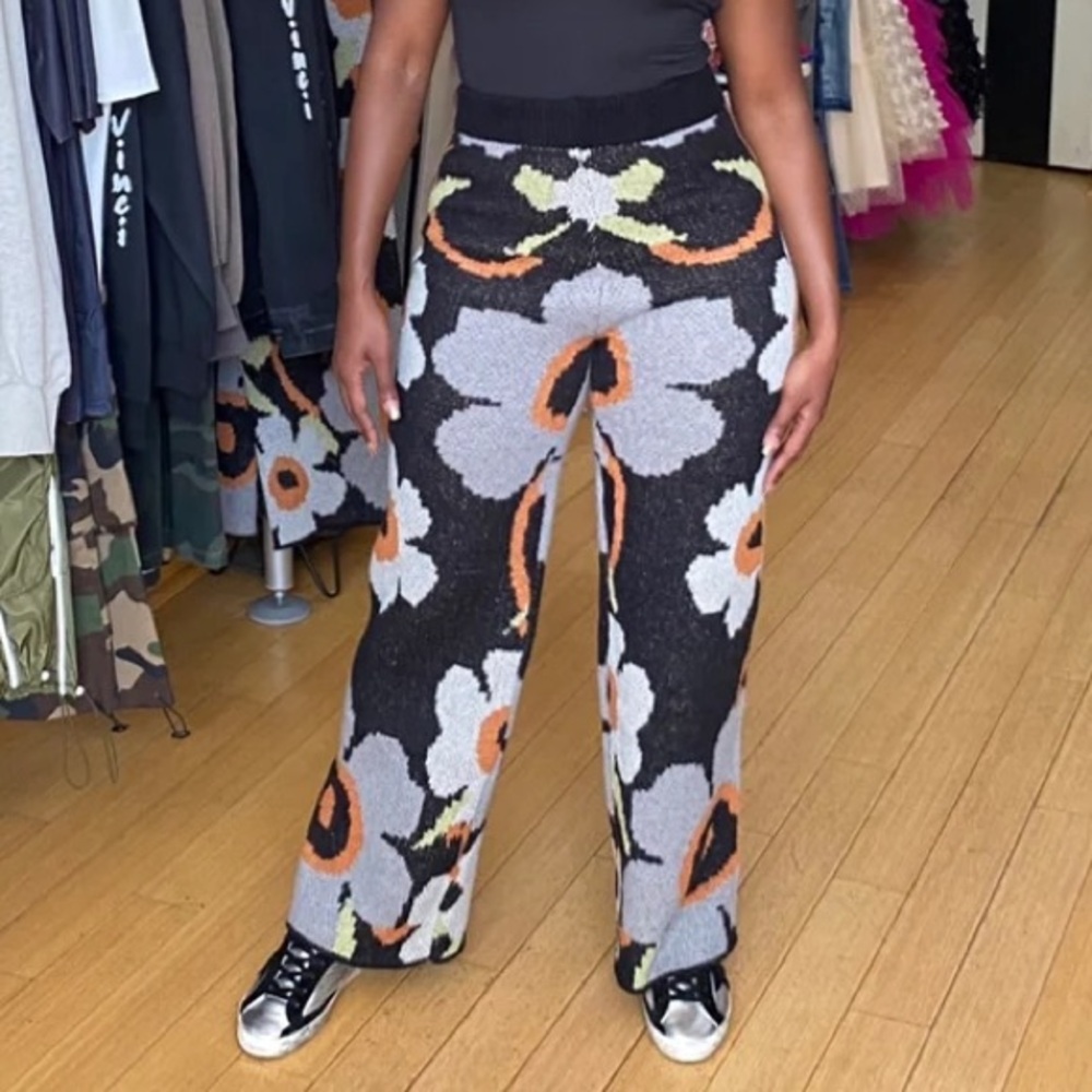 Floral Patterned Sweater Pants